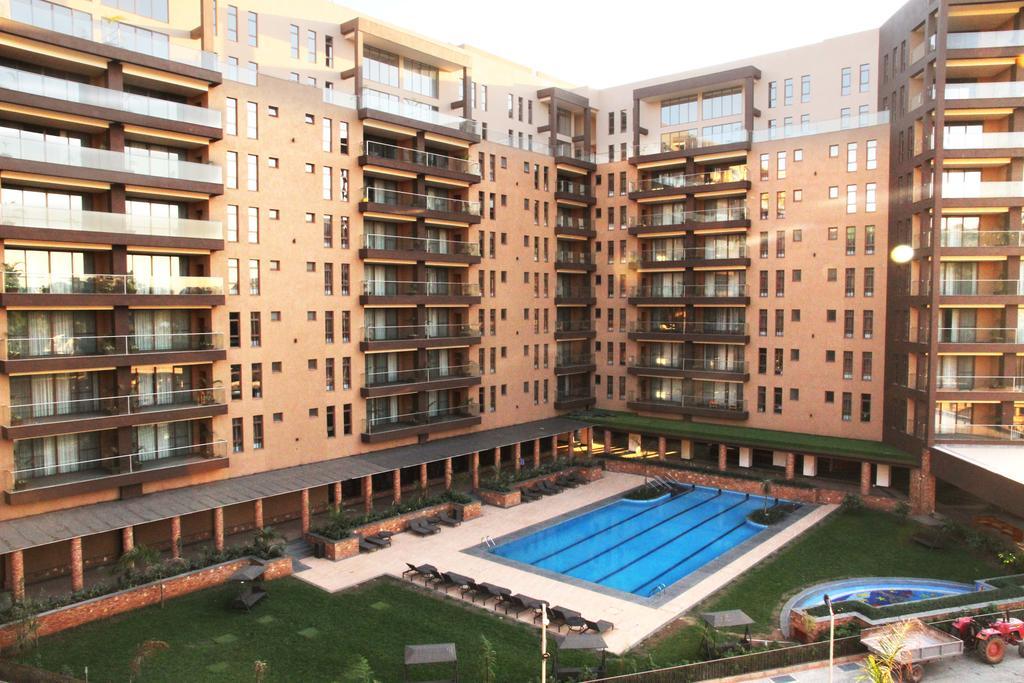 Speke Apartments Wampewo Kampala Exterior photo