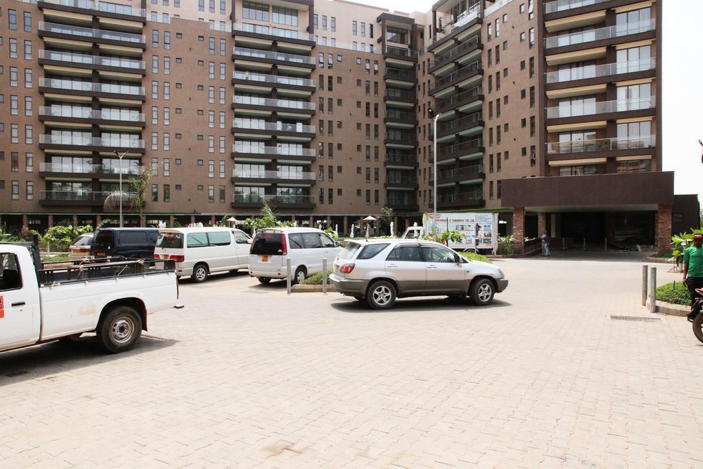 Speke Apartments Wampewo Kampala Exterior photo